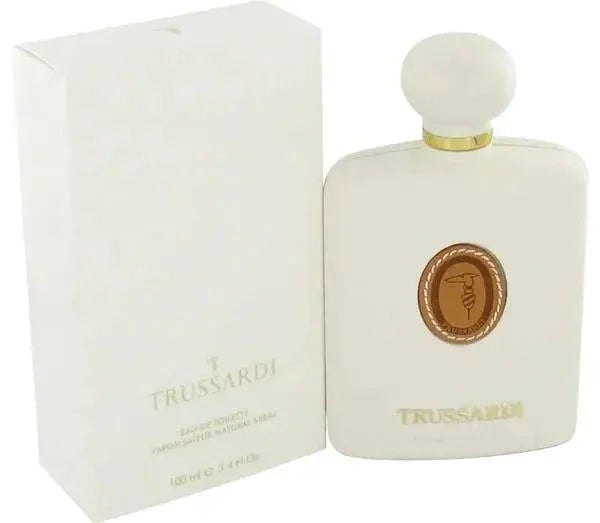 Trussardi Donna Eau de Parfum perfume bottle