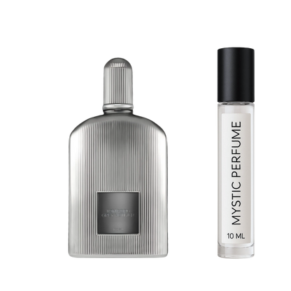 Tom Ford Grey Vetiver Parfum sample vial label detail